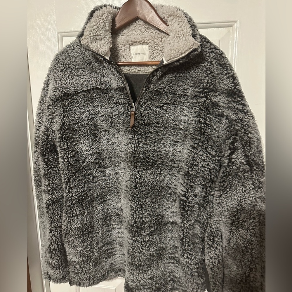Sherpa type pullover